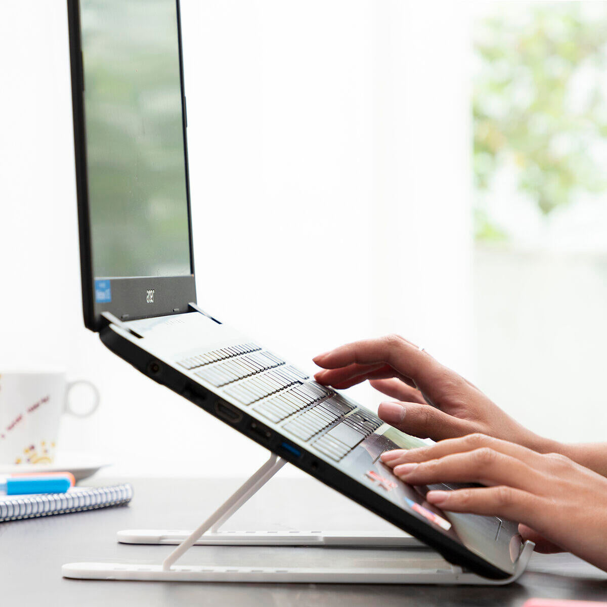 💻 SOPORTE PLEGABLE Y REGULABLE PARA PORTÁTIL FLAPPOT INNOVAGOODS HOME LIVING