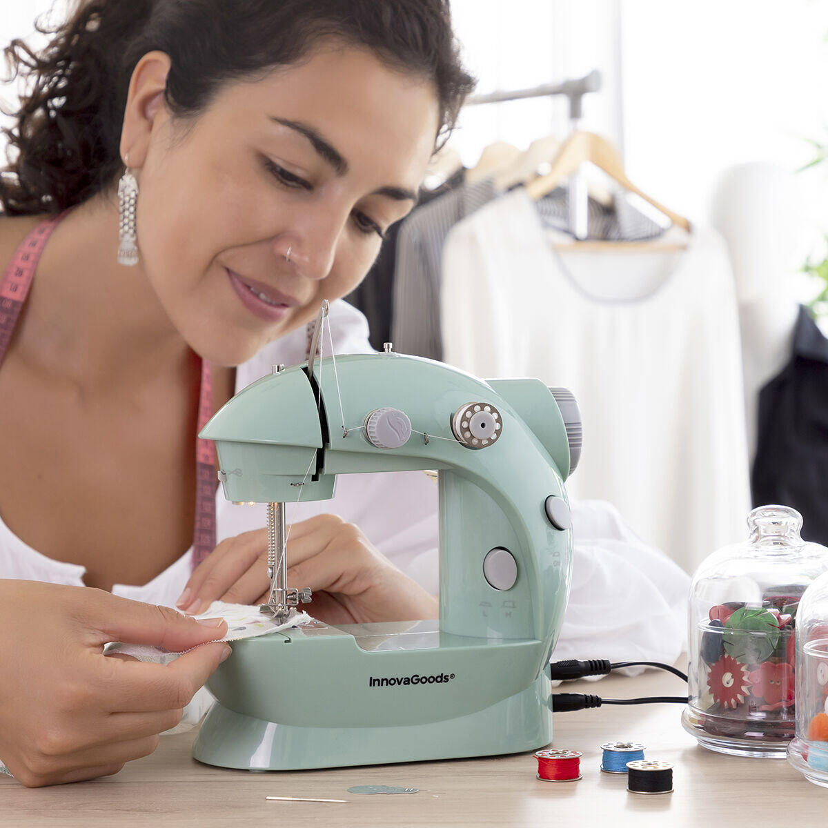 🧵 MINI MÁQUINA DE COSER PORTÁTIL SEWNY – INNOVAGOODS